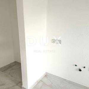 ISTRA, MEDULIN - Moderan 3S+DB stan u Medulinu 136 m2 - 2 parkirna mjesta