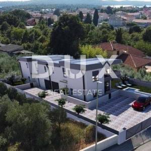 ISTRA, MEDULIN - Moderna duplex kuća sa bazenom!