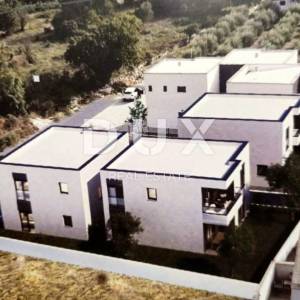 ISTRA, MEDULIN - Moderna kuća nadomak centra i plaža