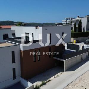 ISTRA, MEDULIN Nova vila s bazenom i pogledom na more!