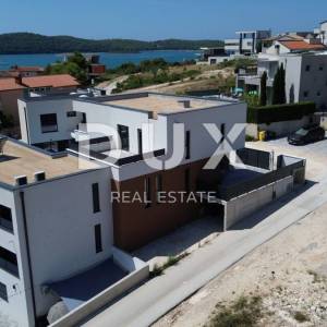 ISTRA, MEDULIN Nova vila s bazenom i pogledom na more!