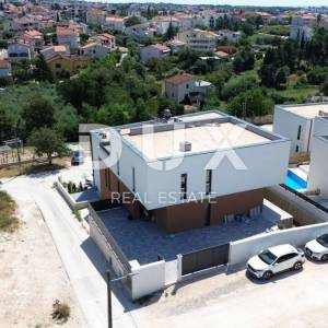 ISTRA, MEDULIN Nova vila s bazenom i pogledom na more!