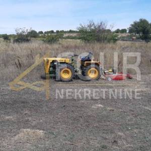 Istra, Medulin, poljoprivredno zemljište 9.327m2