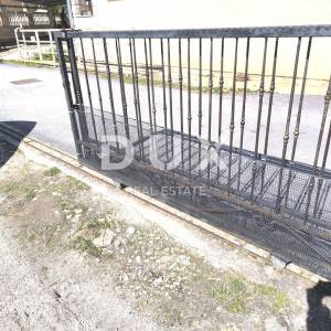 ISTRA, MEDULIN - Poslovni prostor za najam, parking, terasa