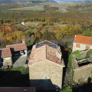 ISTRA, MOMJAN - Kamena kuća u istarskom stilu 