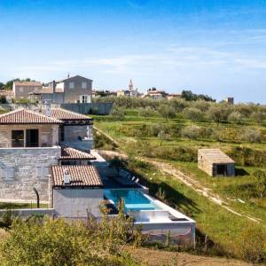 ISTRA, MOMJAN - Vila na mirnoj lokaciji s panoramskim pogledima