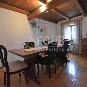 Istra, Motovun, 100m2, dvoetažni stan 3s+db