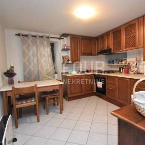 Istra, Motovun, 100m2, dvoetažni stan 3s+db