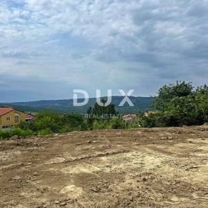 ISTRA, MOTOVUN - Građevinsko zemljište s atraktivnim pogledom