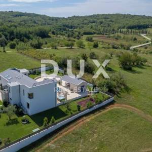 ISTRA, MOTOVUN - Impresivna luksuzna vila