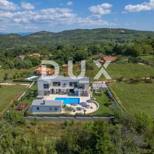 ISTRA, MOTOVUN - Impresivna luksuzna vila