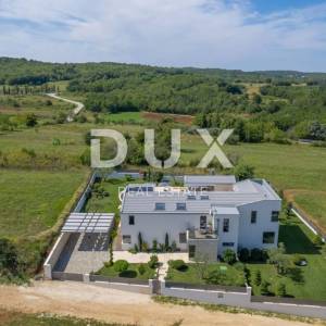 ISTRA, MOTOVUN - Impresivna luksuzna vila