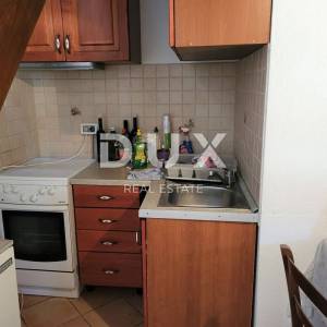 ISTRA, MOTOVUN - Kamena kuća s potencijalom