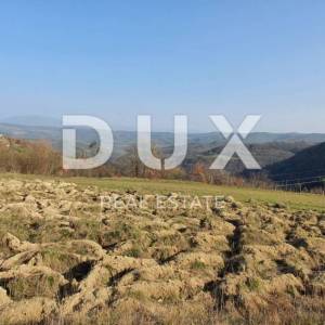 ISTRA, MOTOVUN, KAŠĆERGA - Građevinsko zemljište s građevinskom dozvolom, panoramski pogled!