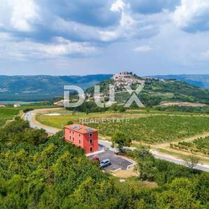 ISTRA, MOTOVUN - Kuća na jedinstvenom položaju i s jedinstvenom ponudom u Istri