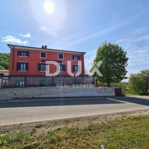 ISTRA, MOTOVUN - Kuća na jedinstvenom položaju i s jedinstvenom ponudom u Istri