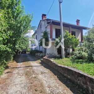 ISTRA, MOTOVUN - Kuća s pogledom na Motovun