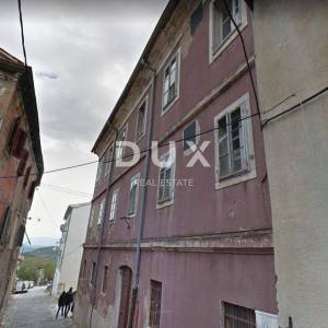 ISTRA, MOTOVUN - Kuća za adaptaciju u starogradskoj jezgri