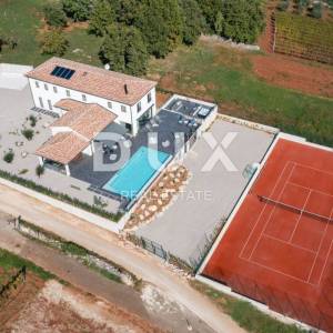 ISTRA, MOTOVUN - Luksuzna vila s pogledom na prirodu!