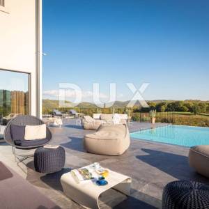 ISTRA, MOTOVUN - Luksuzna vila s pogledom na prirodu!