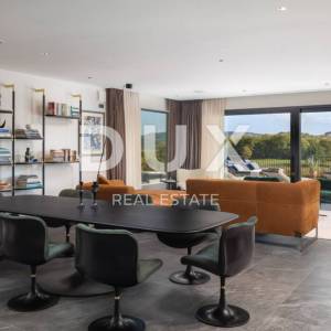 ISTRA, MOTOVUN - Luksuzna vila s pogledom na prirodu!