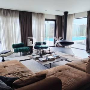 ISTRA, MOTOVUN - Luksuzna vila s pogledom na prirodu!