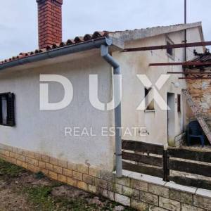 ISTRA, MOTOVUN, OKOLICA - Dvije kuće za adaptaciju s dvorištem