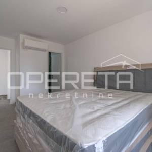 Istra, Motovun okolica- Kamena kuća s bazenom