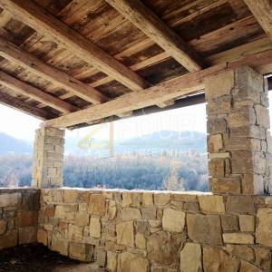 Istra, Motovun - okolica, zemljište s dvije starine