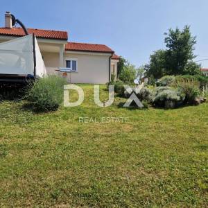ISTRA, MOTOVUN - Prizemnica na komfornoj okućnici