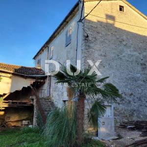 ISTRA, MOTOVUN - Samostojeća starina za adaptaciju