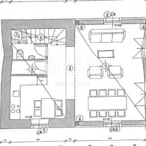 ISTRA, MOTOVUN - Samostojeća kamena starina s pogledom na Motovun i glavnim projektom za obnovu