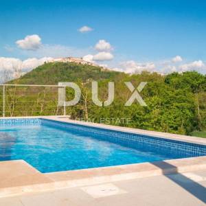 ISTRA, MOTOVUN - Vila posebne arhitekture s prekrasnim pogledom!