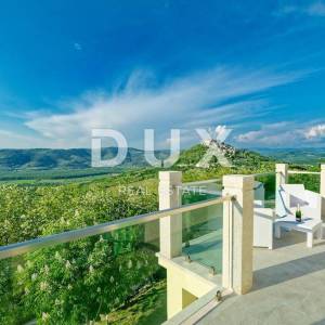 ISTRA, MOTOVUN - Vila s pogledom na Motovun