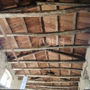 Istra, Motuvun - okolica, imanje s dvije kuće