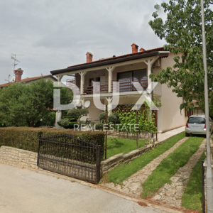 ISTRA, NOVIGRAD - Apartmanska kuća 650m od mora
