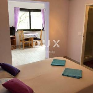 ISTRA, NOVIGRAD - Apartmanska kuća 650m od mora