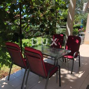 ISTRA, NOVIGRAD - Apartmanska kuća 650m od mora