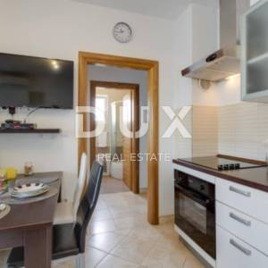 ISTRA, NOVIGRAD - Dva apartmana u blizini mora