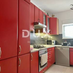 ISTRA, NOVIGRAD - Dvoetažni stan u blizini centra grada