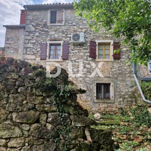 ISTRA, NOVIGRAD - Kamena ljepotica u mirnom naselju