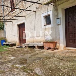 ISTRA, NOVIGRAD - Kamena ljepotica u mirnom naselju