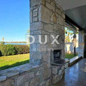 ISTRA, NOVIGRAD - Kuća uz more