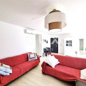 ISTRA, NOVIGRAD - Luksuzan 3S+DB stan s prekrasnim pogledom na more 118m2