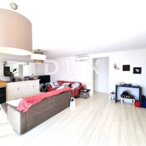 ISTRA, NOVIGRAD - Luksuzan 3S+DB stan s prekrasnim pogledom na more 118m2