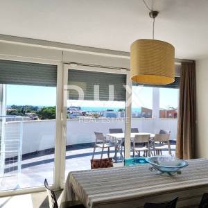 ISTRA, NOVIGRAD - Luksuzan 3S+DB stan s prekrasnim pogledom na more 118m2