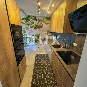 ISTRA, NOVIGRAD - moderno namješten stan u blizini mora na mirnoj lokaciji