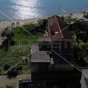 ISTRA, NOVIGRAD (OKOLIC) - Kuća uz more za adaptaciju
