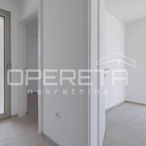 Istra, Novigrad okolica-četverosobni stan u prizemlju s vrtom