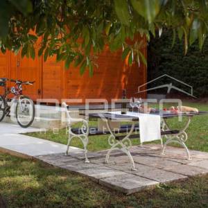 ISTRA, NOVIGRAD (OKOLICA) - Samostojeća kuća 100 metara od mora s dva stana